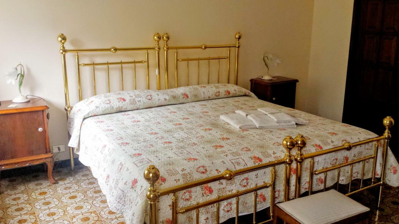 B&B Le Coccinelle Torre Bormida Luaran gambar